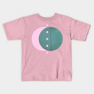 CIRCLE DRAMA Kids T-Shirt